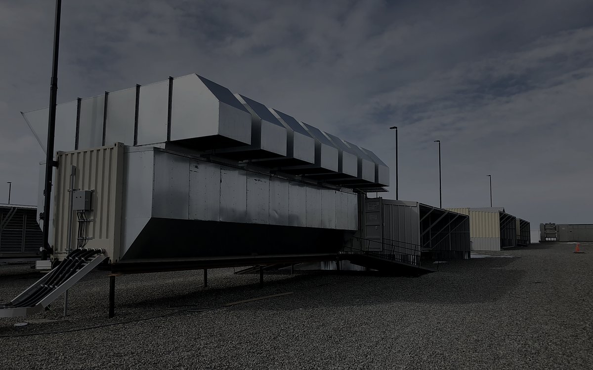Drumheller — 42 MW air-cooled mobile container site in Canada